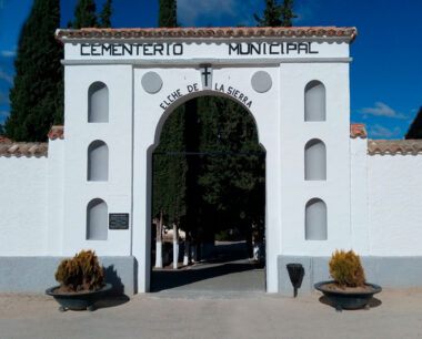 Puerta de Elche de la Sierra