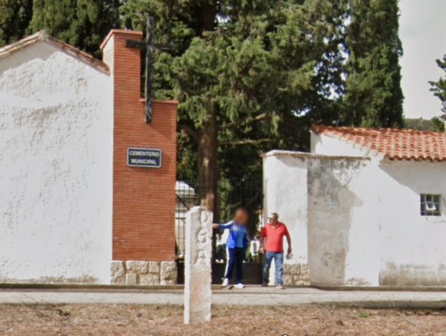 Puerta del cementerio de Daroca en la provincia de Zaragoza.